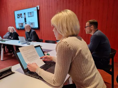 Kaire Veinthal järelepärimist esitamas. Foto: Tormi Tabor