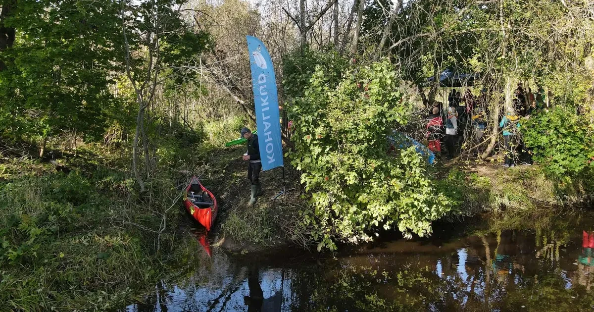 Telliskople kinnistu jõeäärne ala, kus võiks olla väike paadisadam