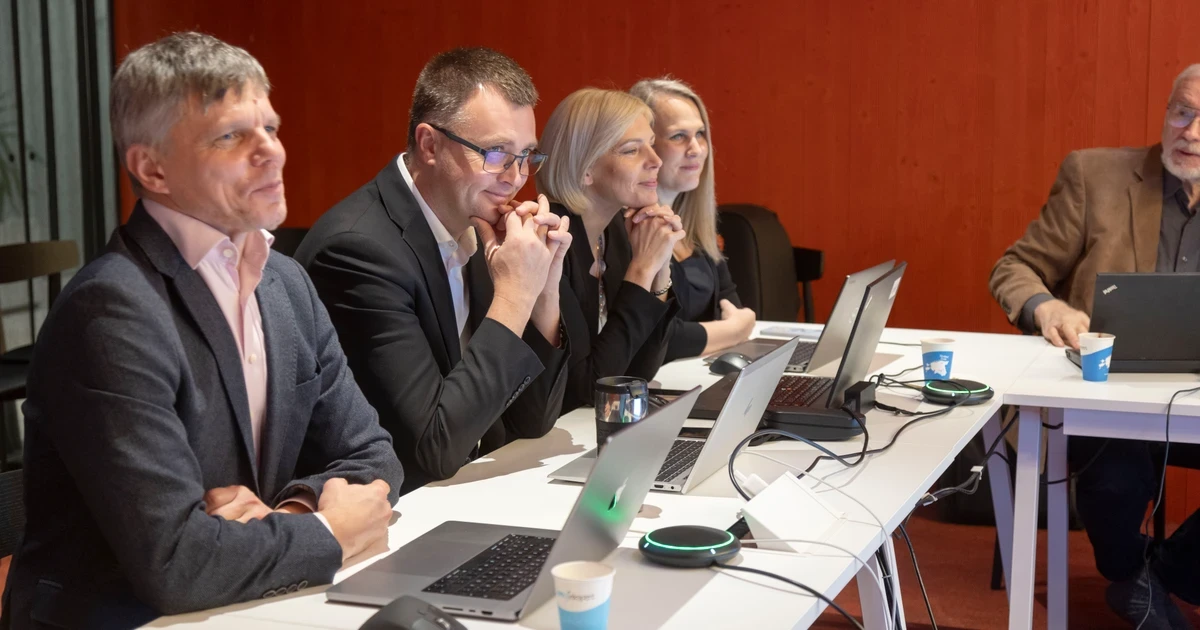 Kohalikud volikogu istungil 10.12.2025